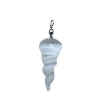 Colgante Espiral de Selenita: piedra natural en forma helicoidal, cordón blanco - claridad mental, paz interior