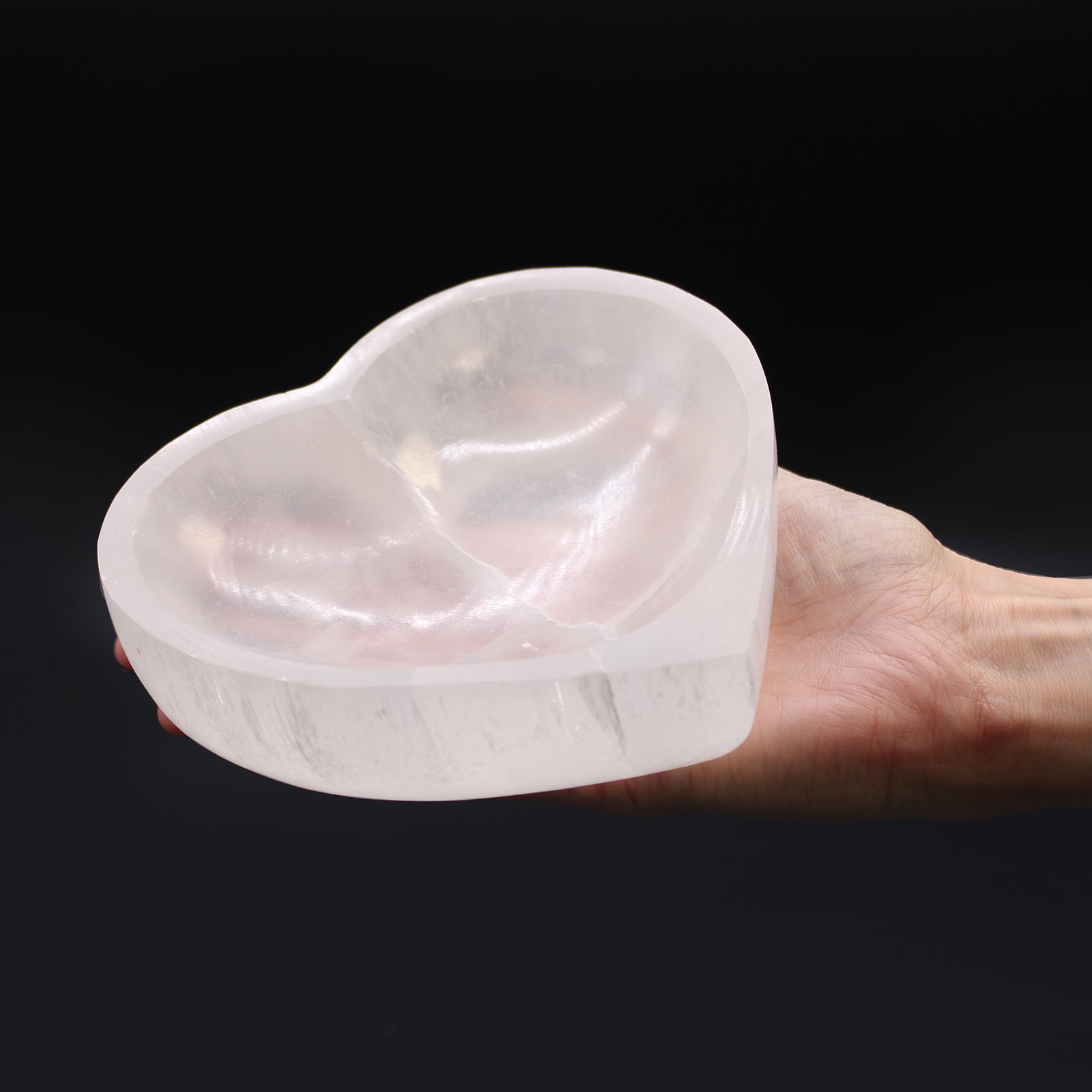 Selenita cuenco en forma de corazón, 15 cm, tallado, de selenita natural translúcida - purifica energía y eleva la armonía.