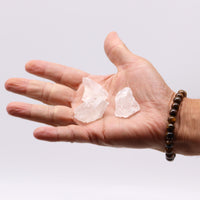 Cuarzo de roca en bruto: cristales sin pulir, transparentes a lechoso, tamaño natural, bolsa 500 g - Amplifica energía