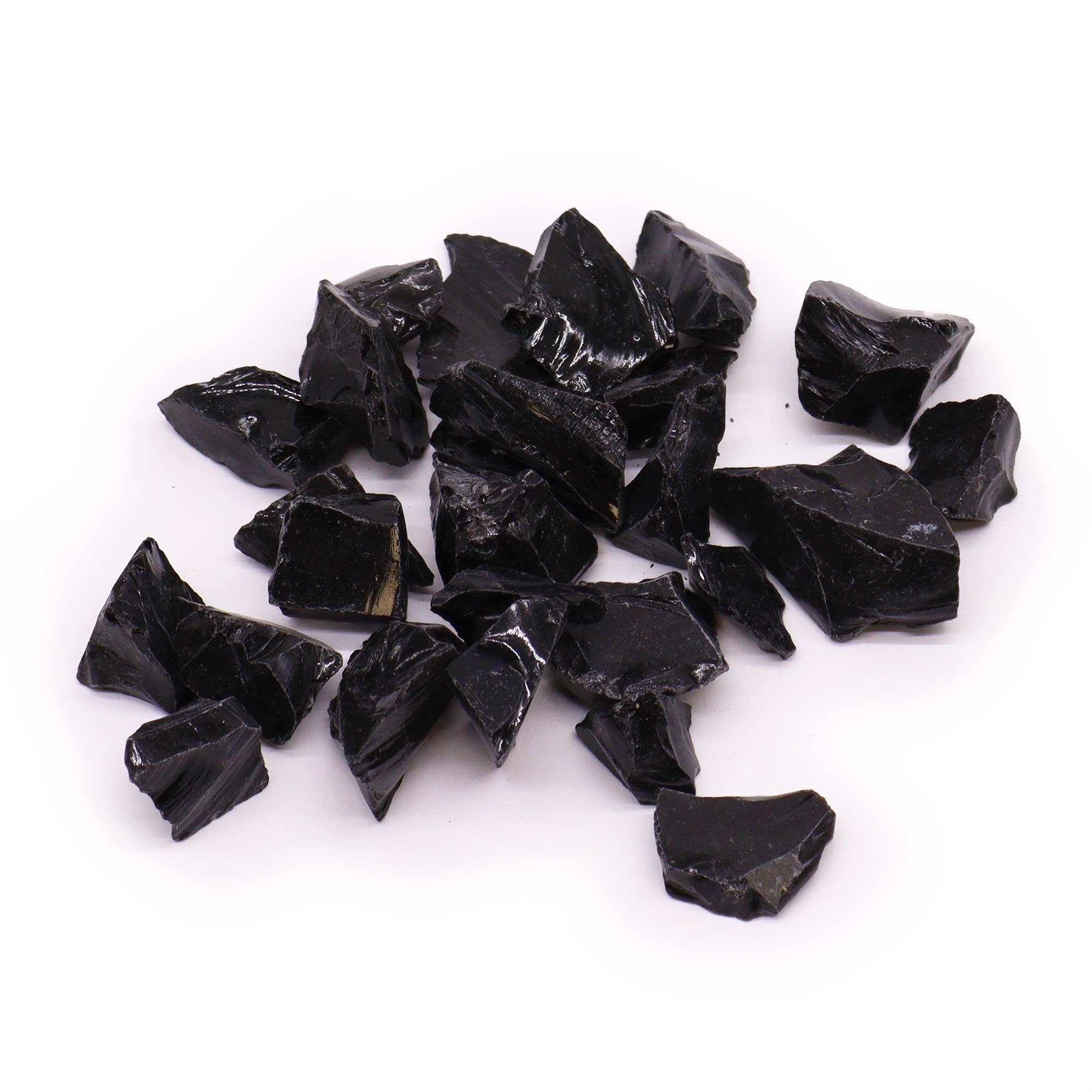 Obsidiana Negra en bruto: cristales naturales sin pulir, negro intenso y superficie vítrea; 500 g - protección interior