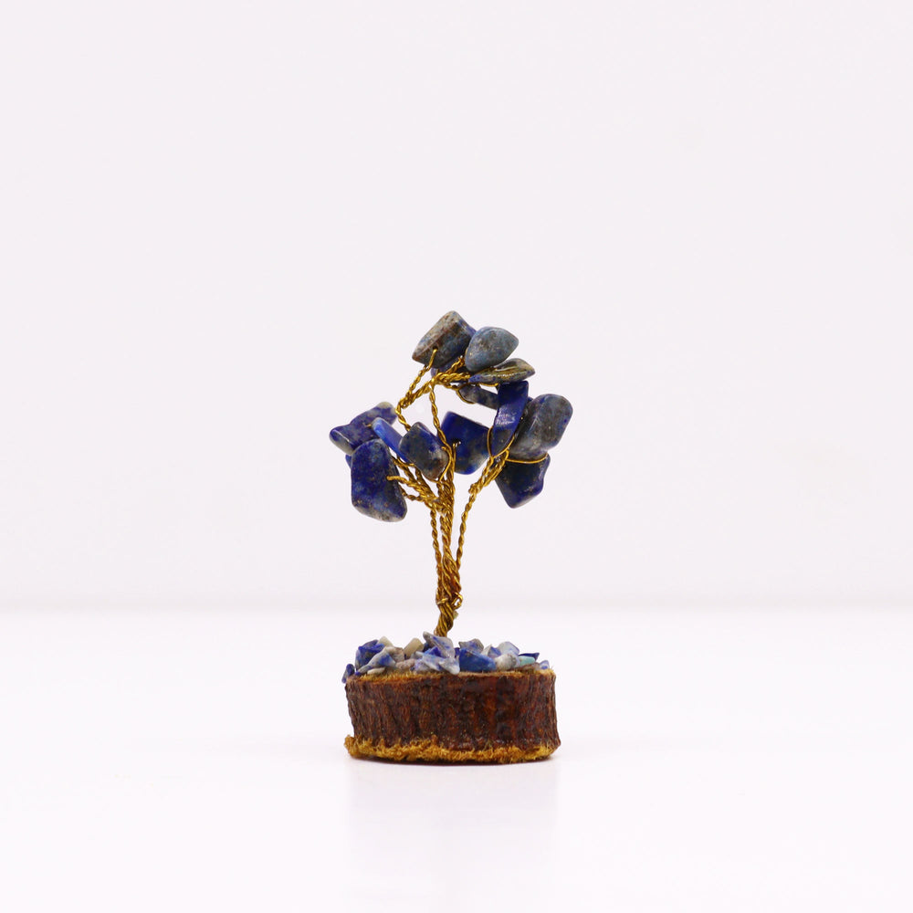 Árbol de sodalita con base de madera, 15 piedras azules, ramas flexibles de altura 12 cm - facilita concentración y claridad