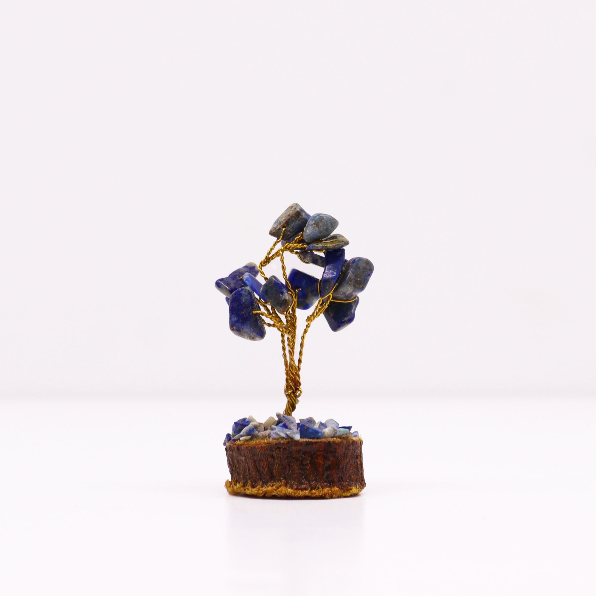 Árbol de sodalita con base de madera, 15 piedras azules, ramas flexibles de altura 12 cm - facilita concentración y claridad