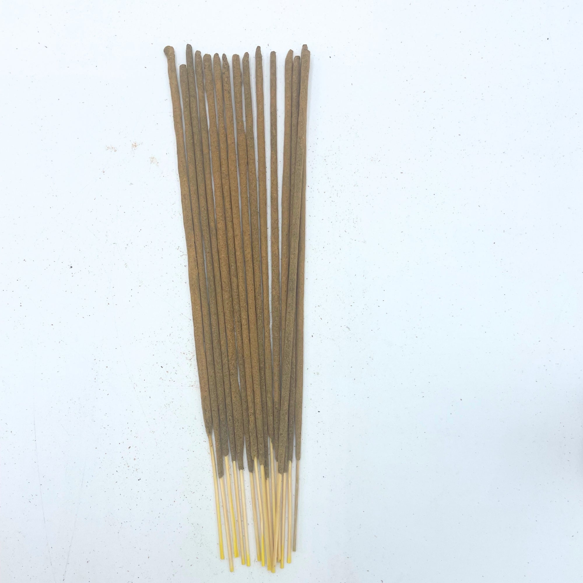 Incienso Palo Santo Dorado y Salvia Blanca, varillas de 15 g, color dorado y blanco, 12 unidades - purificación y paz