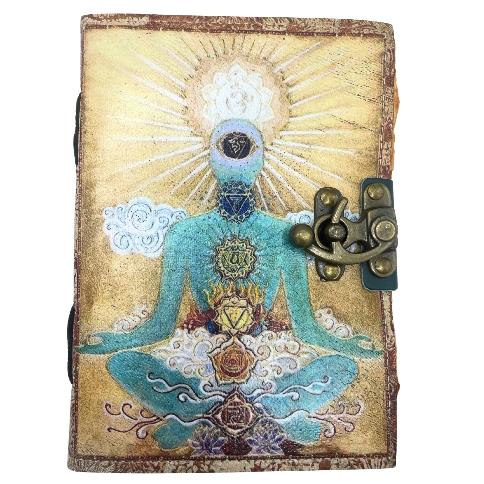 Cuaderno de cuero: cubierta grabada con chakras y símbolos budistas, cierre de bronce, tamaño 12,5 x 17,5 cm - introspección