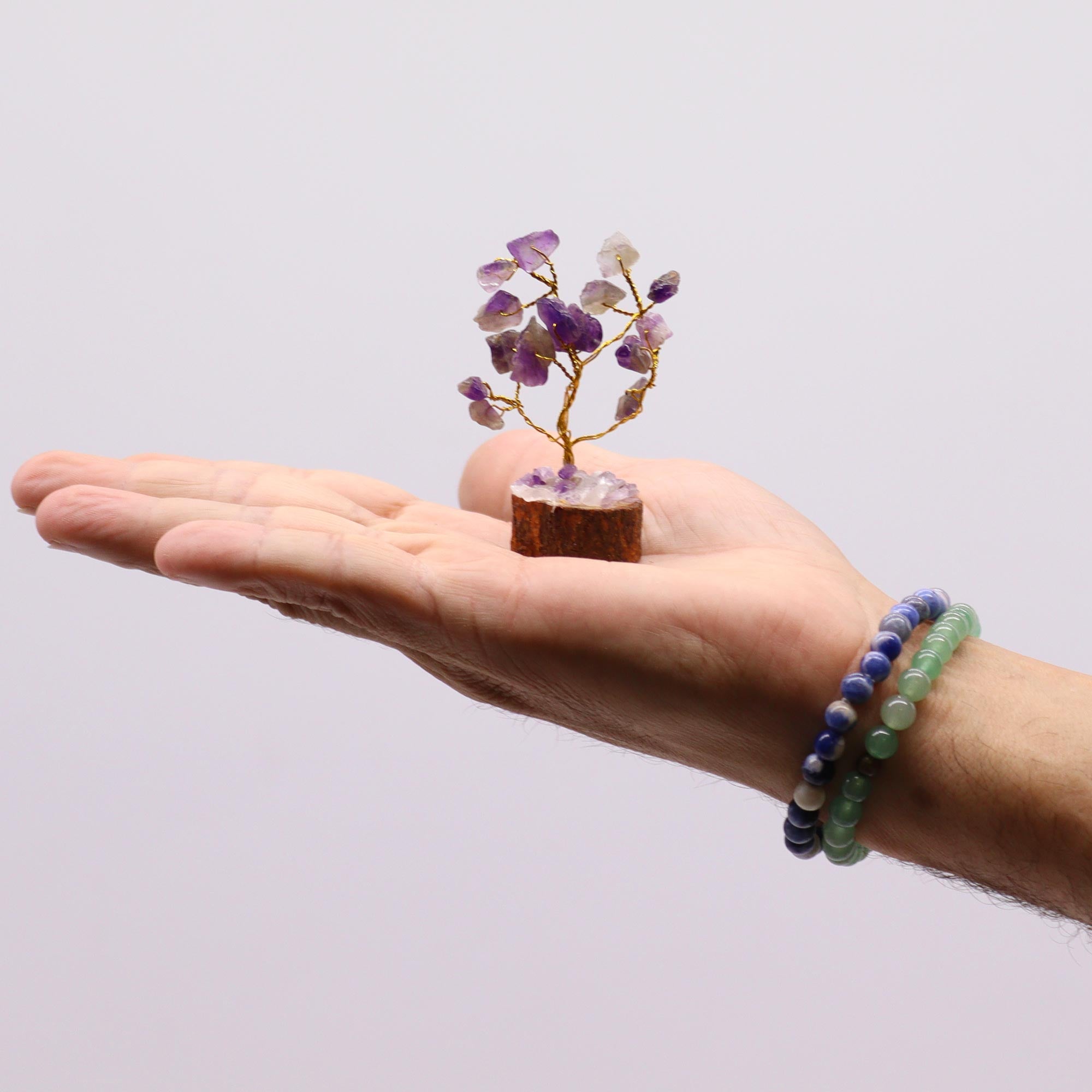 Árbol de amatista mini con base de madera, 15 piedras violetas en ramas, compacto - Protección, calma y espiritualidad.