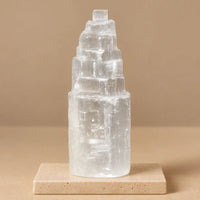 Torre de selenita natural de 15 cm, columna translúcida blanca - ideal para meditación y equilibrio energético