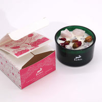 Vela aromática, cera natural con cristales de cuarzo rosa y pétalos de rosa seca, Rose Meadow - amor y serenidad