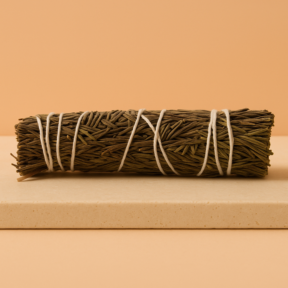 Atado artesanal de Salvia Blanca y Romero, 12x4 cm, color natural - limpieza energética y protección