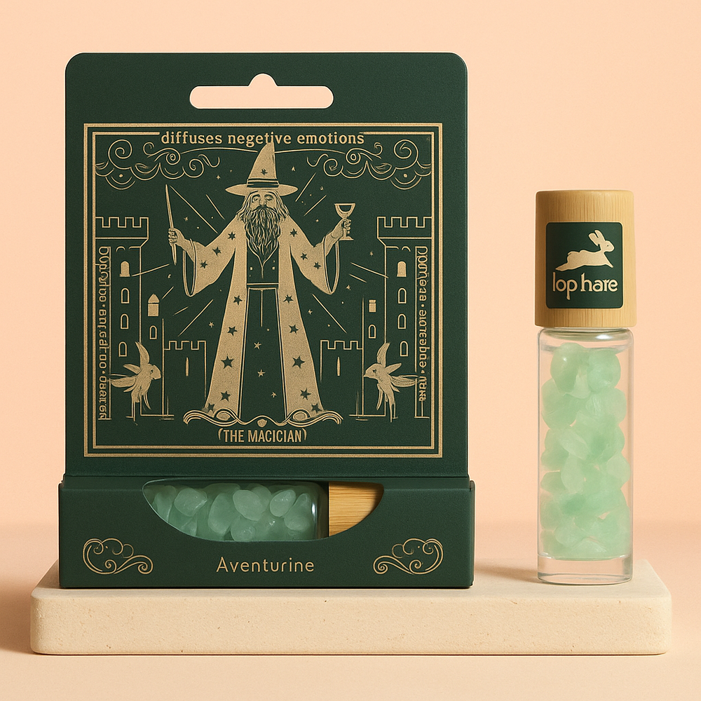 Roll-On 10 ml de Aventurina, esfera en frasco, con piedras verdes y tapa de bambú - equilibrio emocional y manifestación