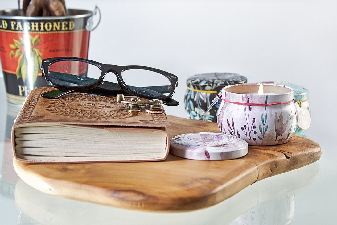 Vela artística de hojalata Parma Violet con mensajes amistosos y estilo zen - favorece armonía energética.