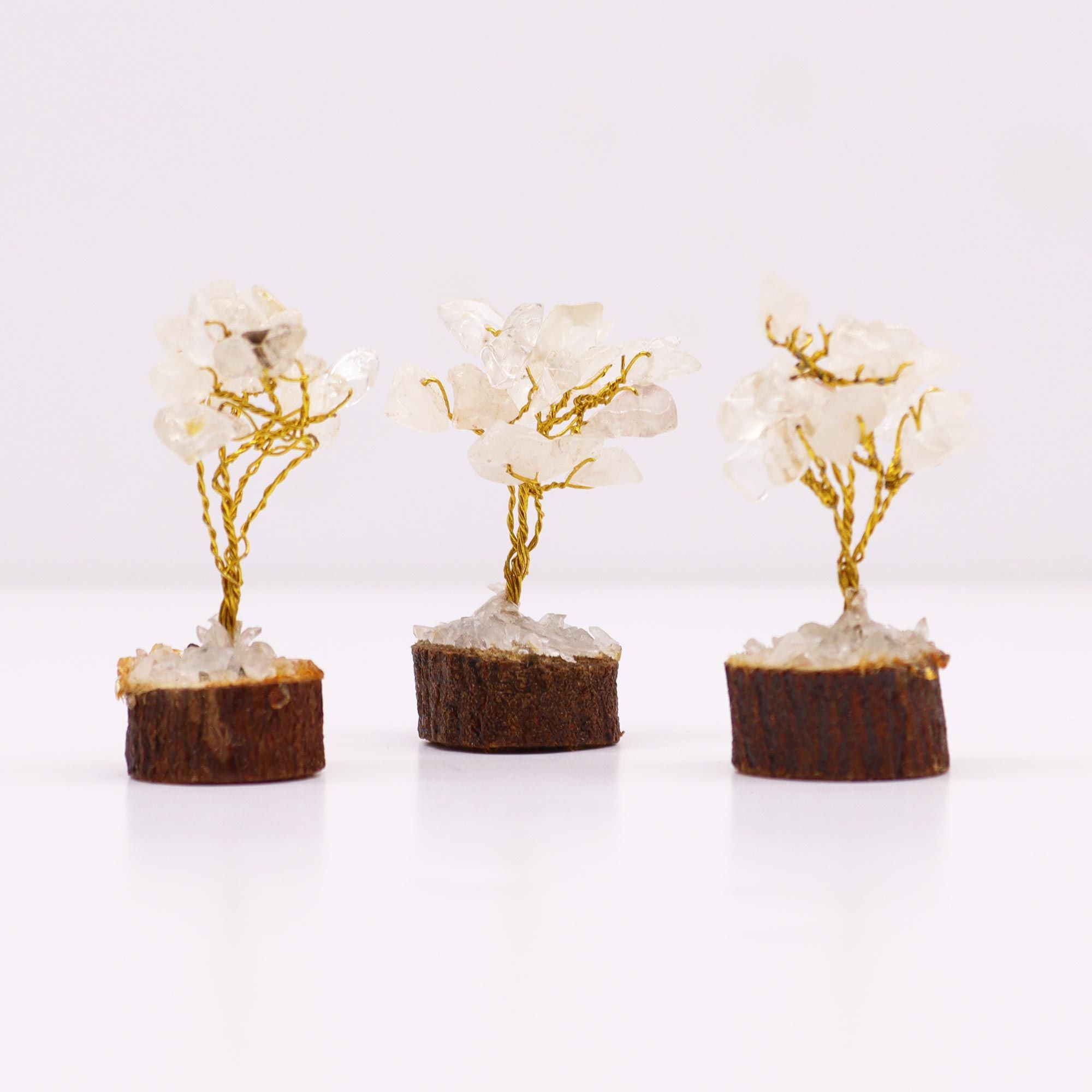 Mini Árbol de Cuarzo Roca – Claridad y Energía Pura (15 piedras)