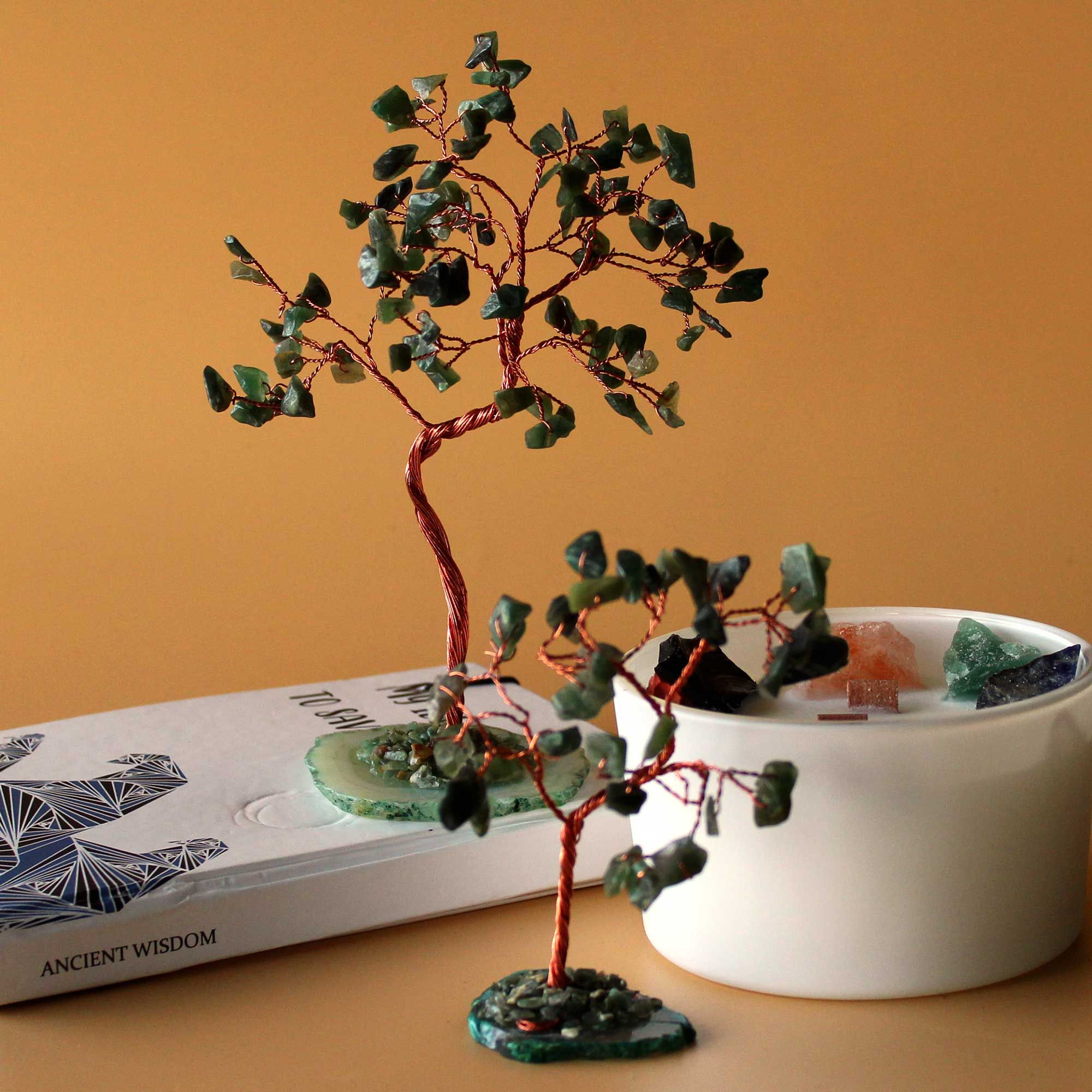 Árbol de aventurina verde sobre base de ágata verde, 35 piedras - favorece la manifestación de deseos y armonía