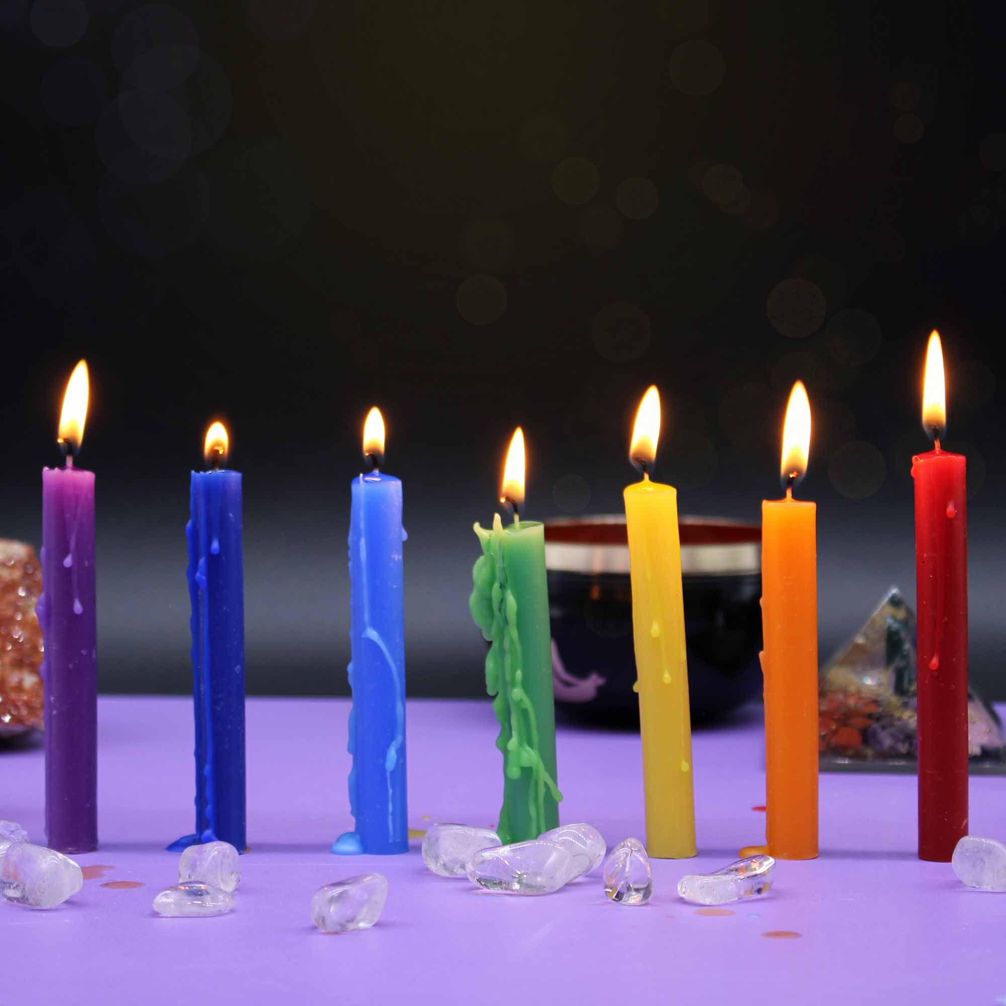 Conjunto de velas, diez piezas, cilíndricas, de cera, sin medidas - para transformación personal y bienestar