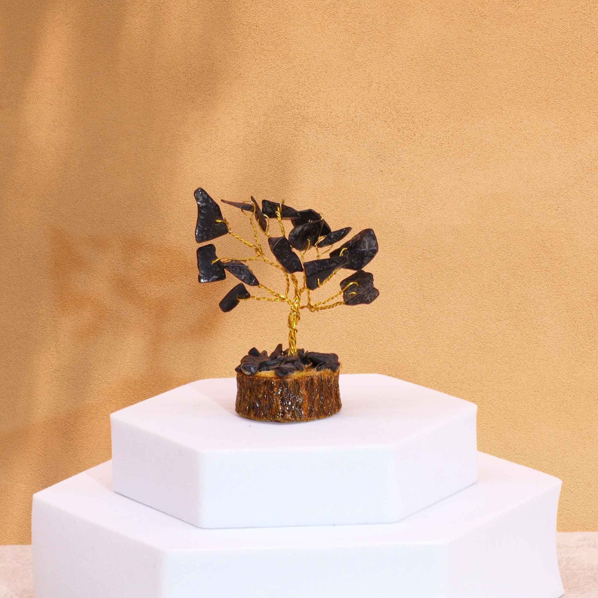 Ágata negra, mini árbol con gemas sobre base madera, 15 piezas, forma arbórea y tono oscuro - favorece armonía
