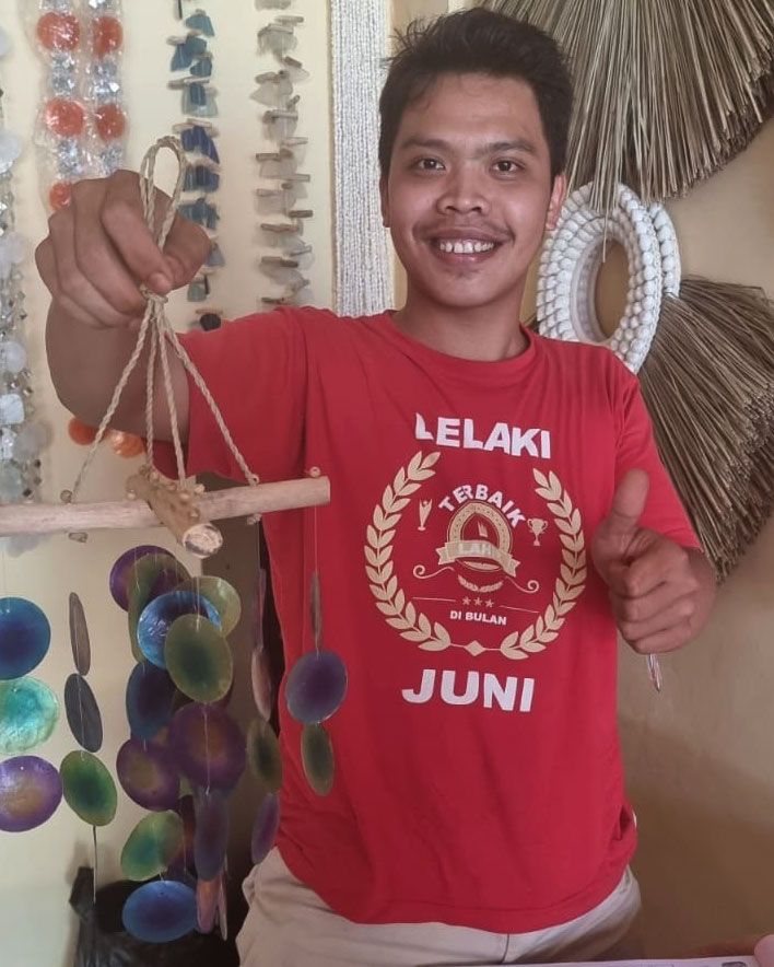 Carillón de madera flotante - Perla, campanillas en tono natural y acabado perlado, armonía y decoración zen - bienestar