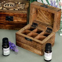 Caja de aromaterapia de mango, rectangular, tono natural, tapa floral, 6 huecos - orden y acceso rápido a aceites
