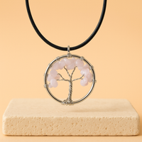Amazonita: punta plana en aguamarina natural, entrelazada con cordón; diseño artesanal, compacto – calma y comunicación.