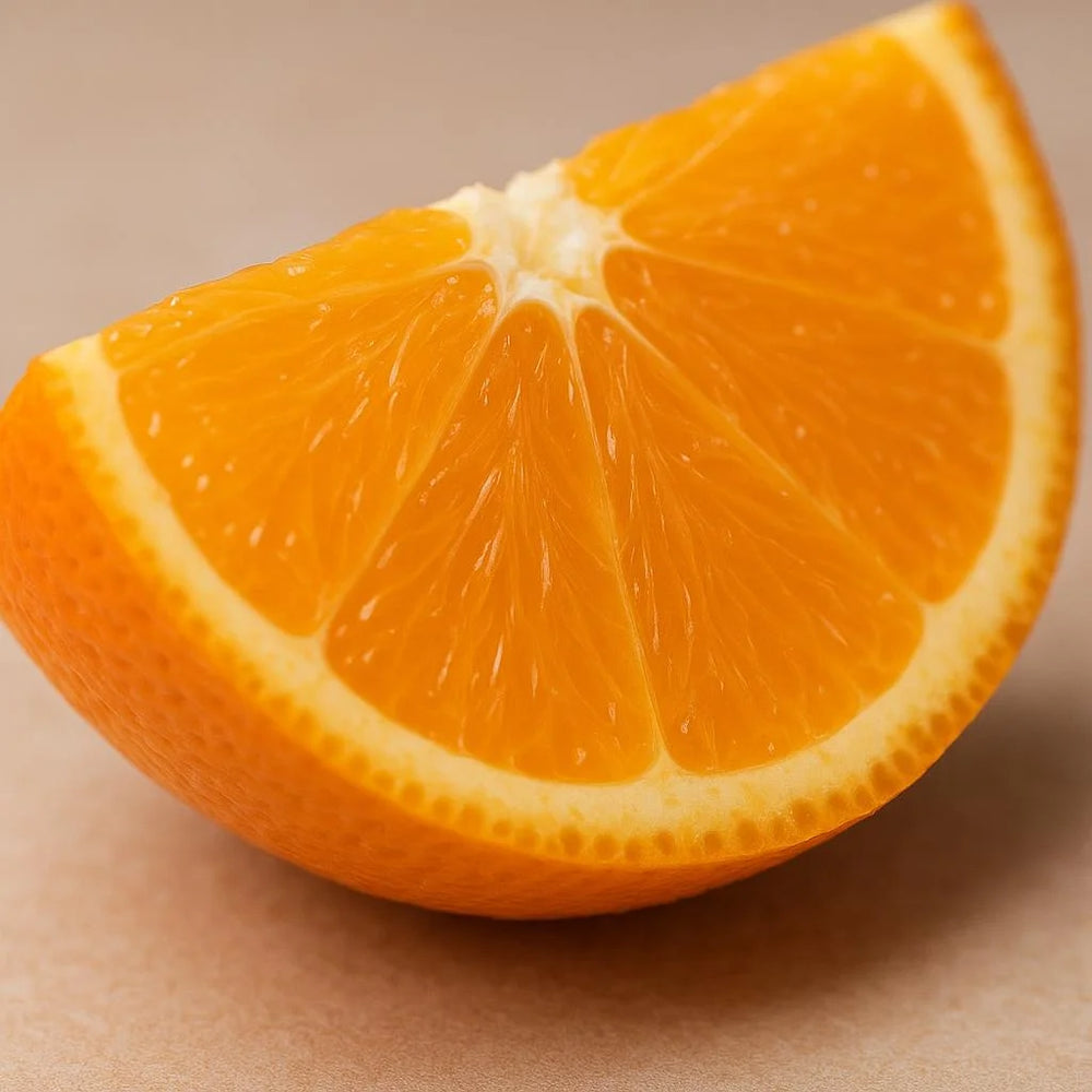 Mezcla de aceites esenciales en caja Skiddaw: tres frascos claros de naranja, lavanda y abeto - alivia estrés y eleva ánimo