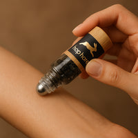 uso real de  Roll-On Turmalina Negra: frasco de cristal y tapa de bambú, 10 ml, piedras – protección y equilibrio - claridad mental