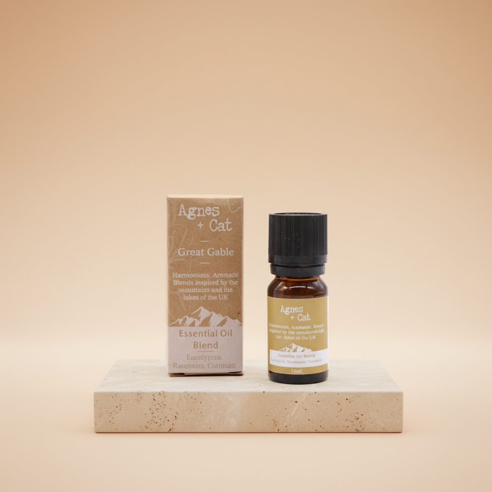 Aceite esencial: Mezcla Great Gable (eucalipto, ravensara y menta de maíz) en frasco de 10 ml - respiración clara y enfoque.