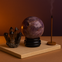 Conexión con Ancestros – Altar Premium: cuarzo fantasma grande, amatista y palo santo para santuario- conecta con el linaje.