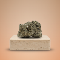 Pirita Peruana - piedra natural en bruto, 55–65 mm, dorado con cristales; atrae abundancia y protección - prosperidad.