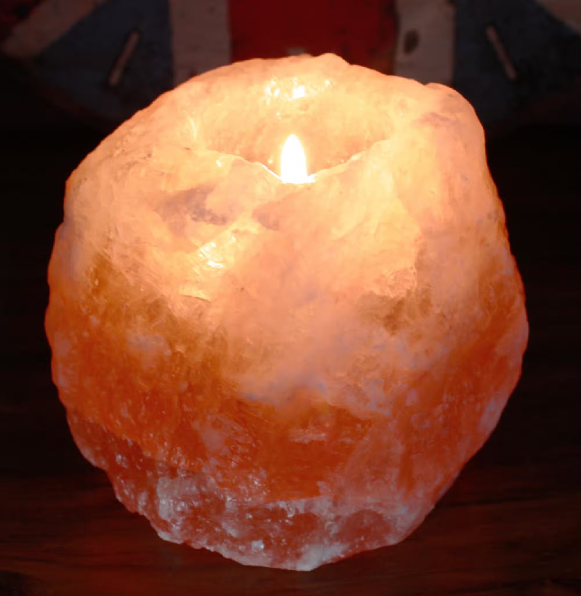 Portavelas de Sal del Himalaya, sal de roca tallada artesanalmente, color ámbar y luz suave - purifica el aire y relaja