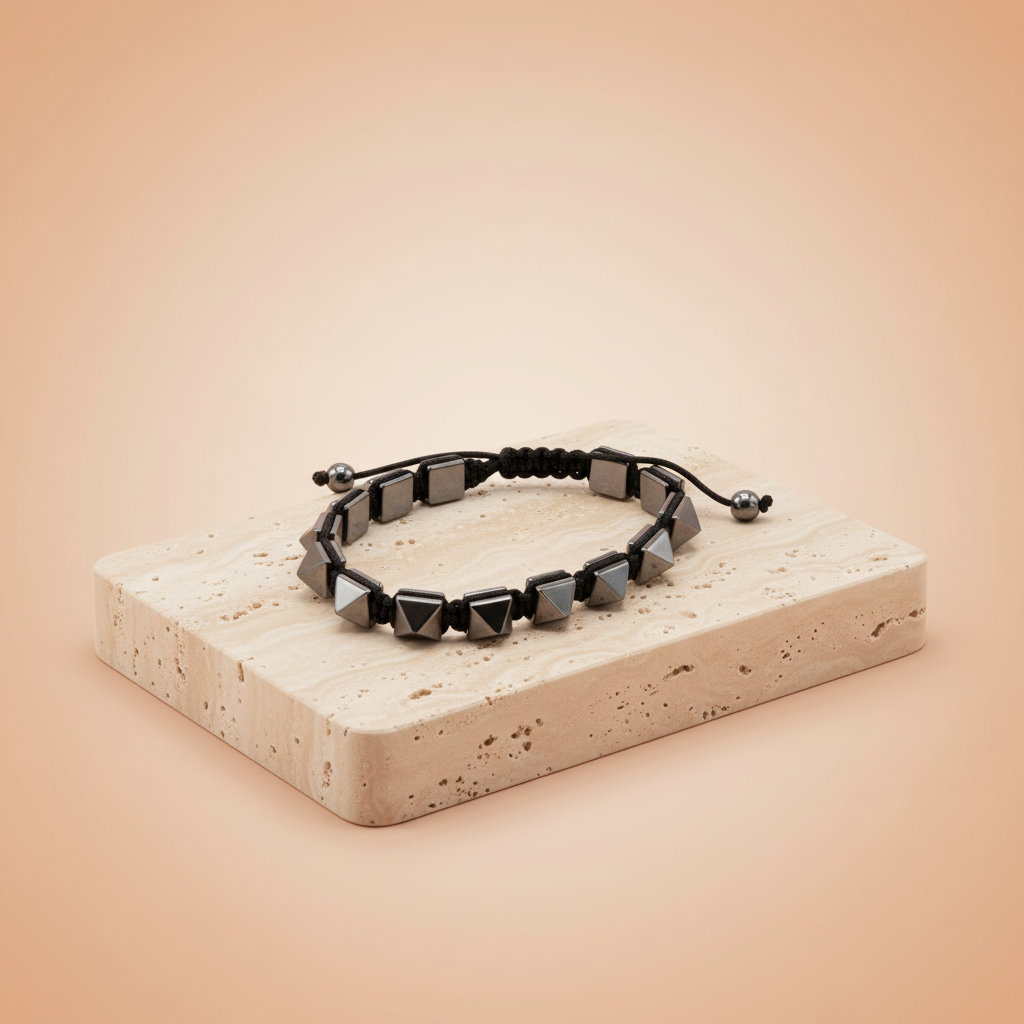 Shamballa pulsera magnética de hematita plateado, tachuelas, macramé, talla única y nudo corredizo – protección y equilibrio