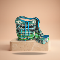 Mochila pequeña en Teal, tejido Jacquard, diseño compacto y ligero, textura única y estilo zen - favorece armonía energética